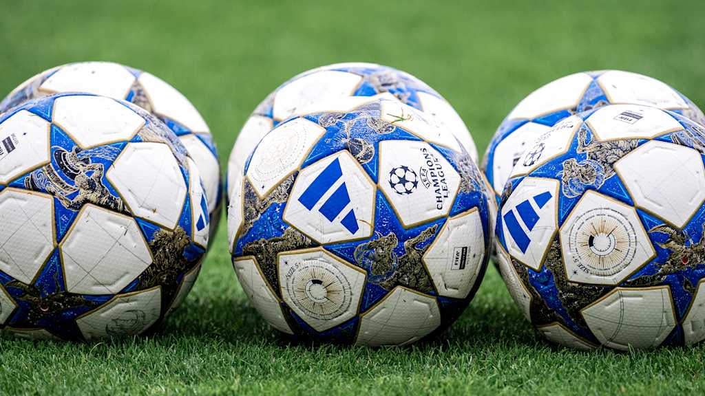 Champions League balls on the pitch at FC Bayern's training ground