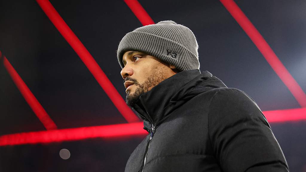 Vincent Kompany nach dem Bundesliga-Heimspiel des FC Bayern gegen den 1. FSV Mainz 05