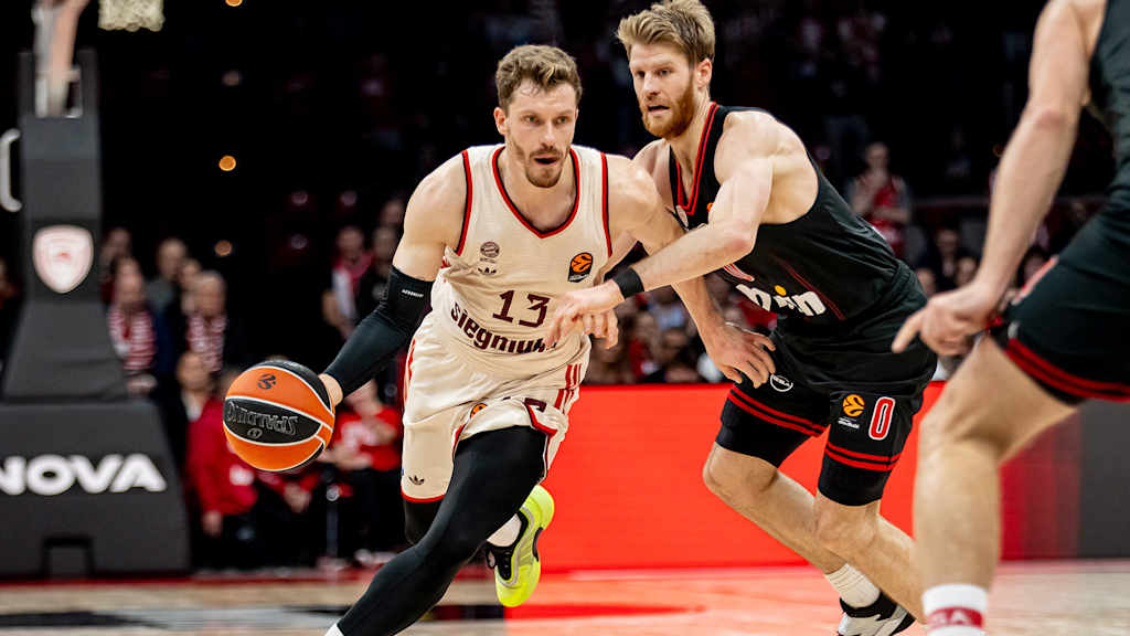 Andreas Obst Dribbling