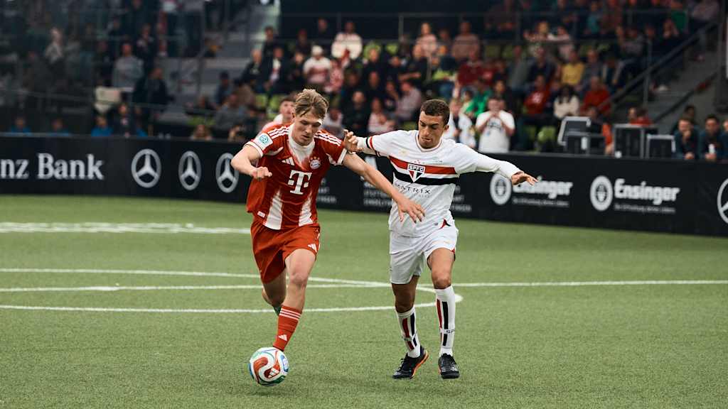 Die U19 im Spiel gegen São Paulo.