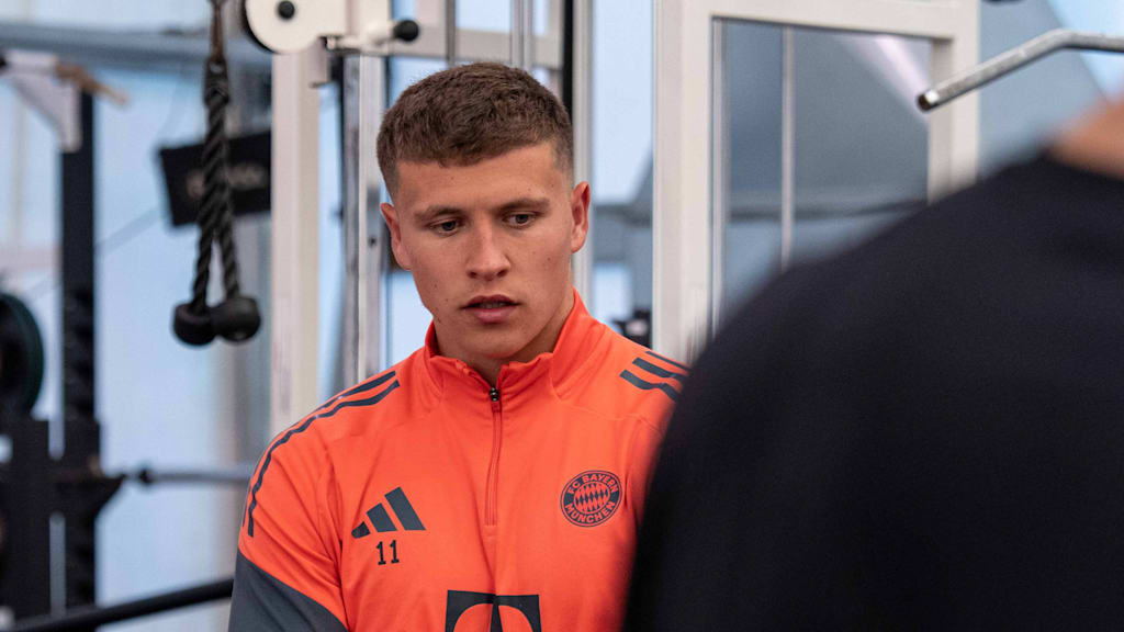 Robert Deziel Jr. im Gym.