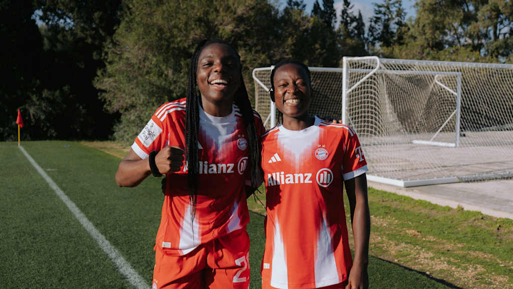 Edna Imade und Bernadette Amani gemeinsam im Winter-Trainingslager der FCB-Frauen.