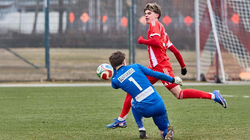 Guido Della Rovere am Ball.