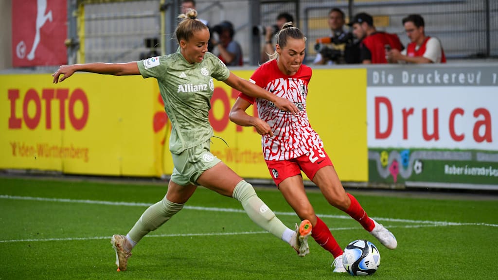 Giulia Gwinn während des Auswärtsspiels der FC Bayern in Freiburg im Jahr 2023.
