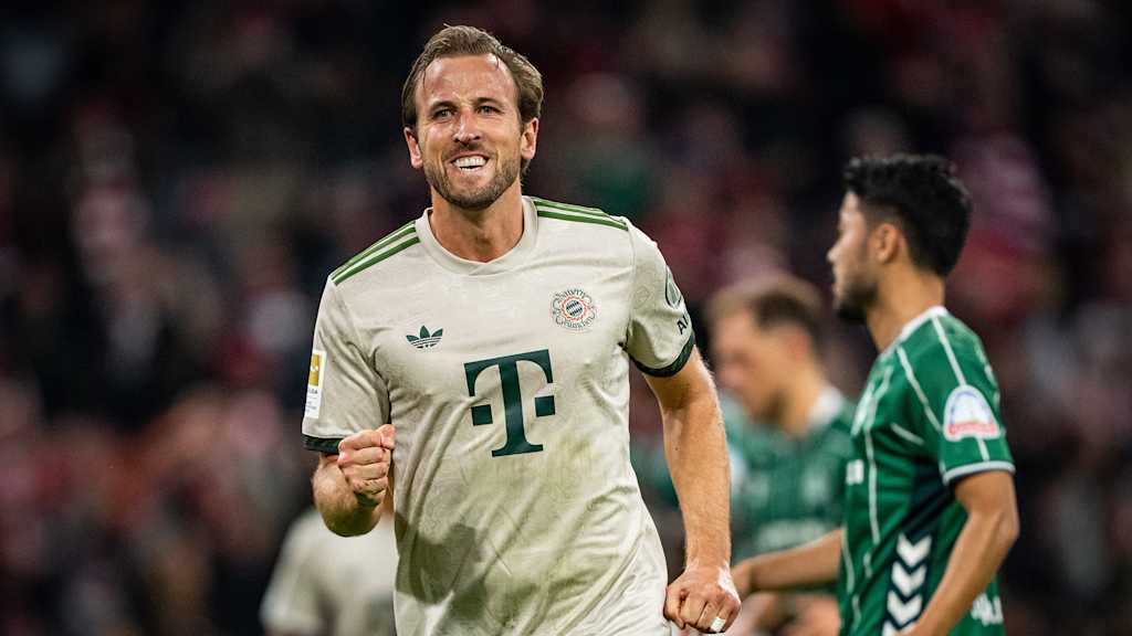 Harry Kane bejubelt sein Tor zum 2:0 im Bundesliga-Heimspiel des FC Bayern gegen den SV Werder Bremen.