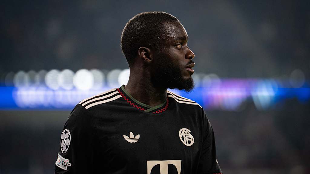 Dayot Upamecano im Spiel des FC Bayern gegen den FC Arsenal