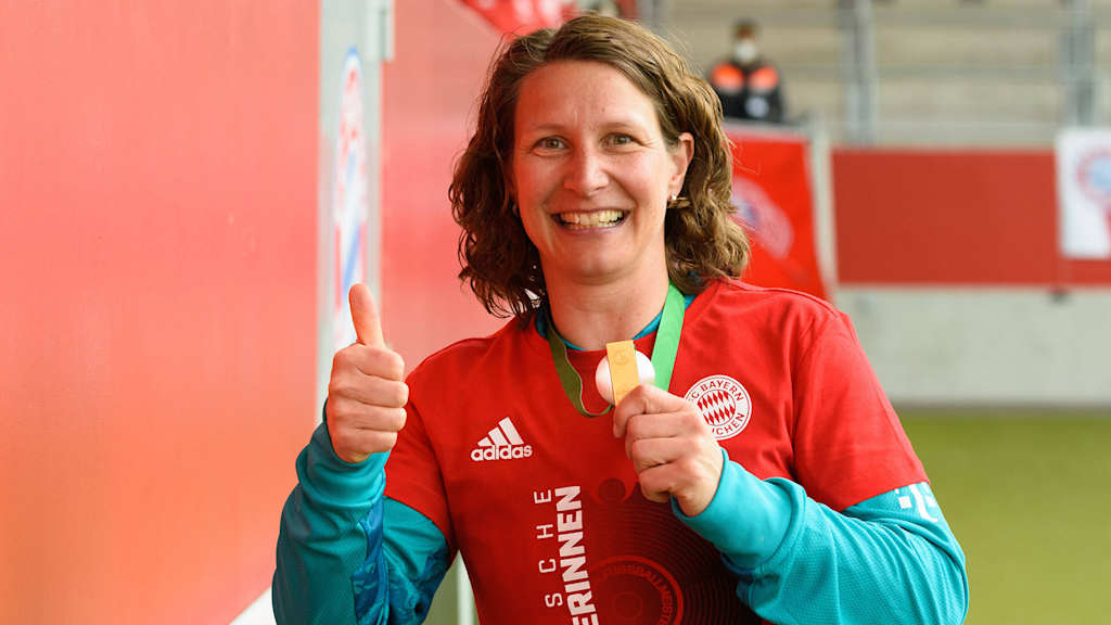 Kathrin Lehmann, Fußball- und Eishockey-Meisterin im Doppelpack.