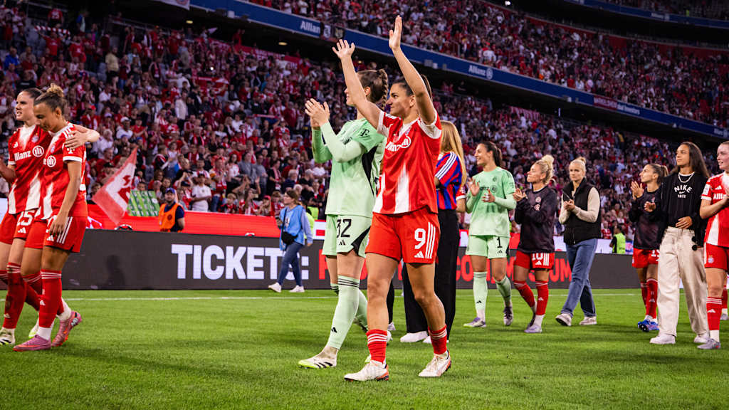 Jovana Damnjanović nach dem Bundesliga-Eröffnungsspiel in der Allianz Arena.
