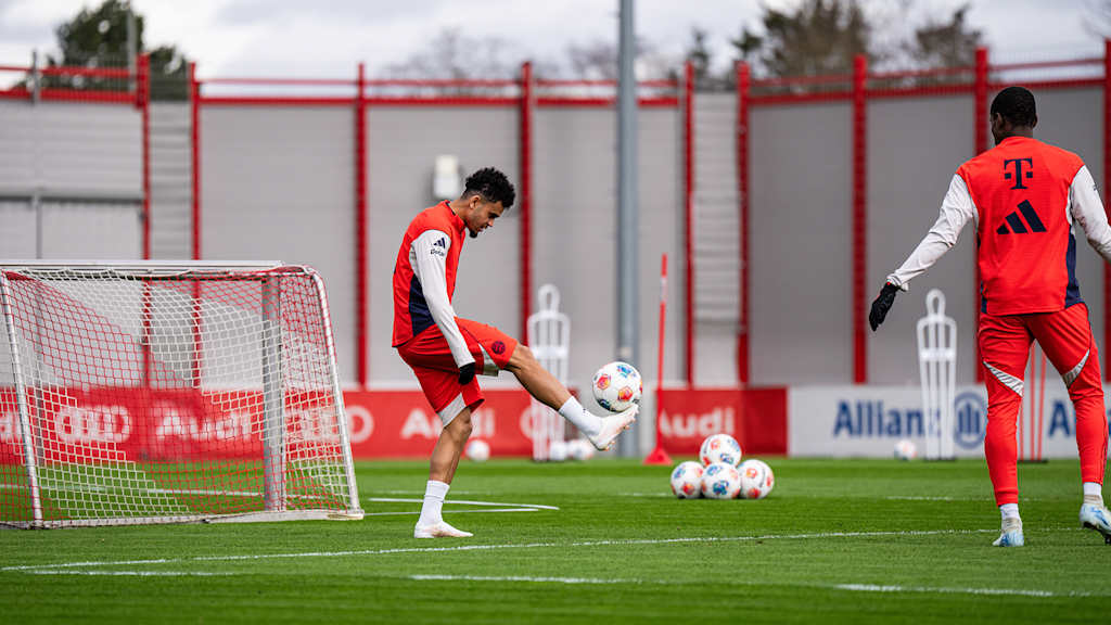 Luis Díaz im Training des FC Bayern