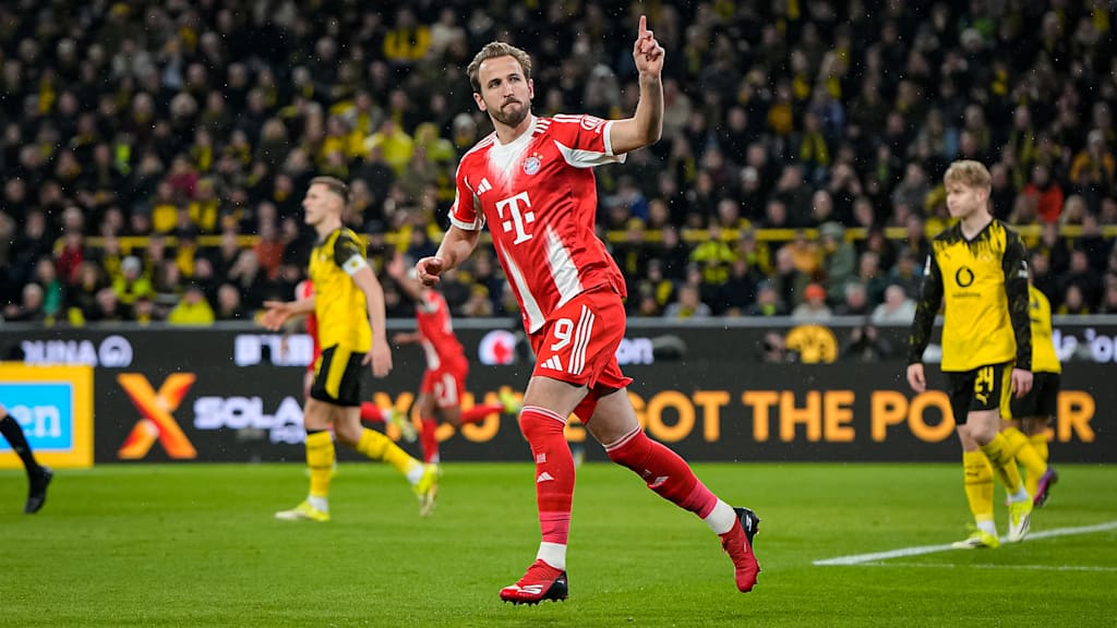 Harry Kane jubelt während des Bundesliga-Topsspiels des FC Bayern bei Borussia Dortmund
