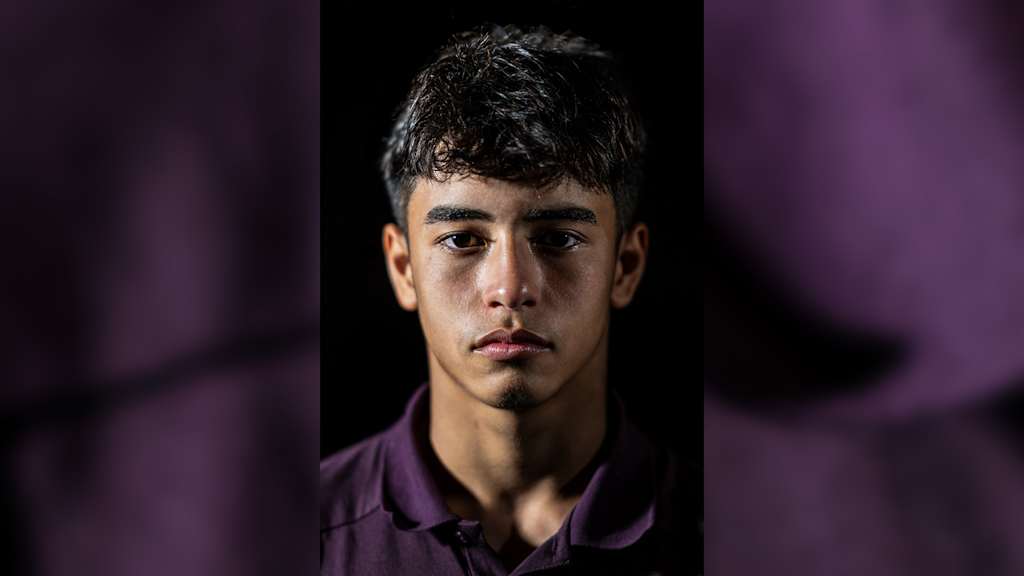 Maycon Cardozo bei einem Porträtshooting.