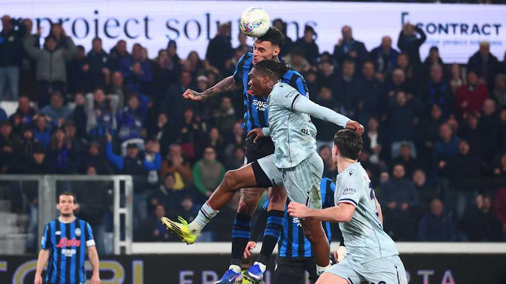 Gianluca Scamacca trifft per Kopf zum 2:2 für Atalanta Bergamo gegen Udinese Calcio.