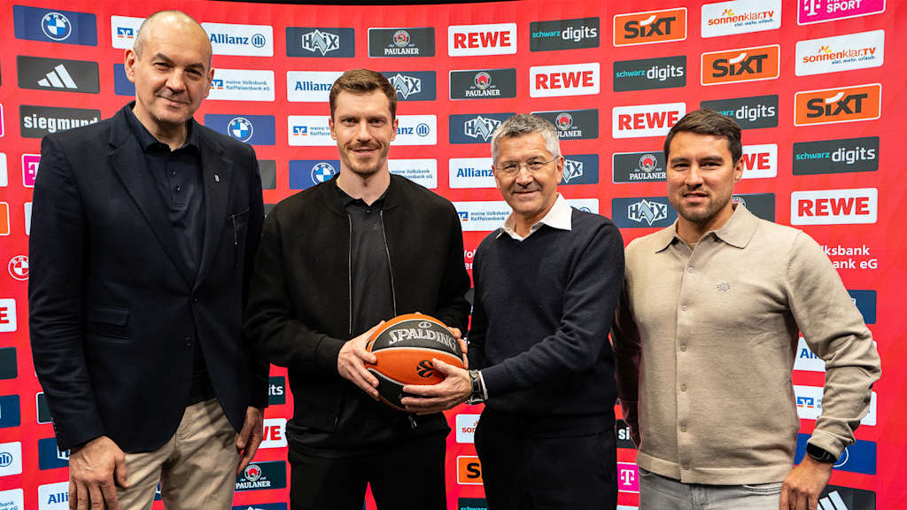 Dragan Tarlac, Andreas Obst, Herbert Hainer und Adrian Sarmiento