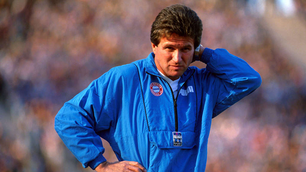 Jupp Heynckes als Trainer des FC Bayern im Jahr 1991