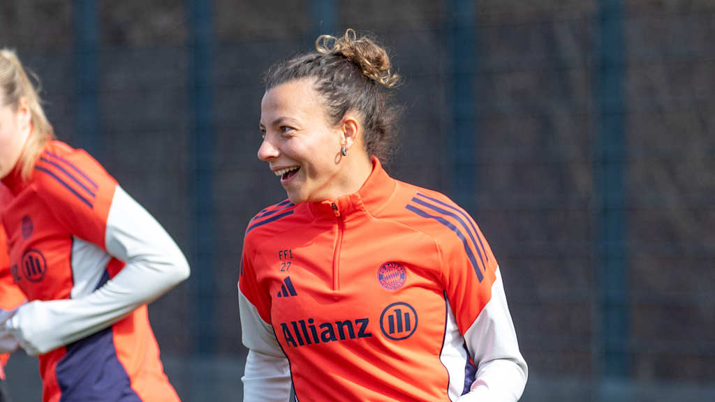 Arianna Caruso im Training der FC Bayern Frauen.