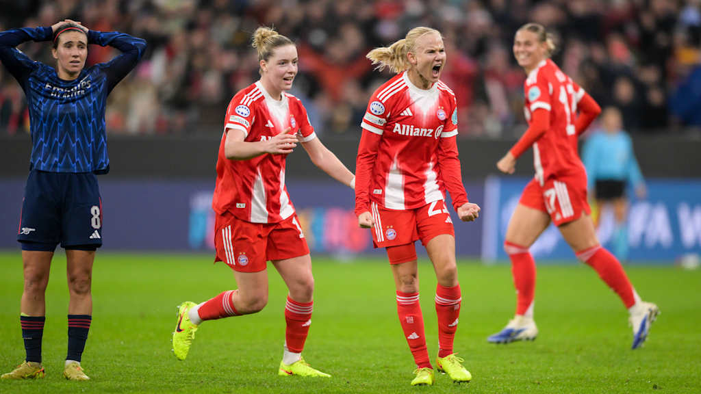 Pernille Harder bejubelt ein Tor gegen den FC Arsenal in der Allianz Arena.