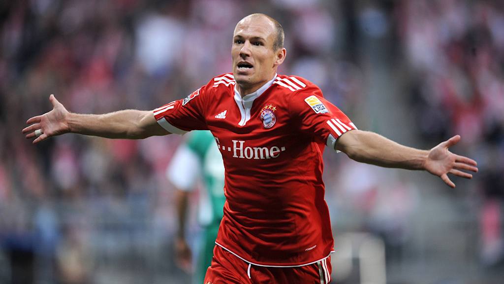 So fing das Robben-Märchen an: Der junge Arjen bei seinem ersten Bayern-Tor 2009 gegen Wolfsburg.