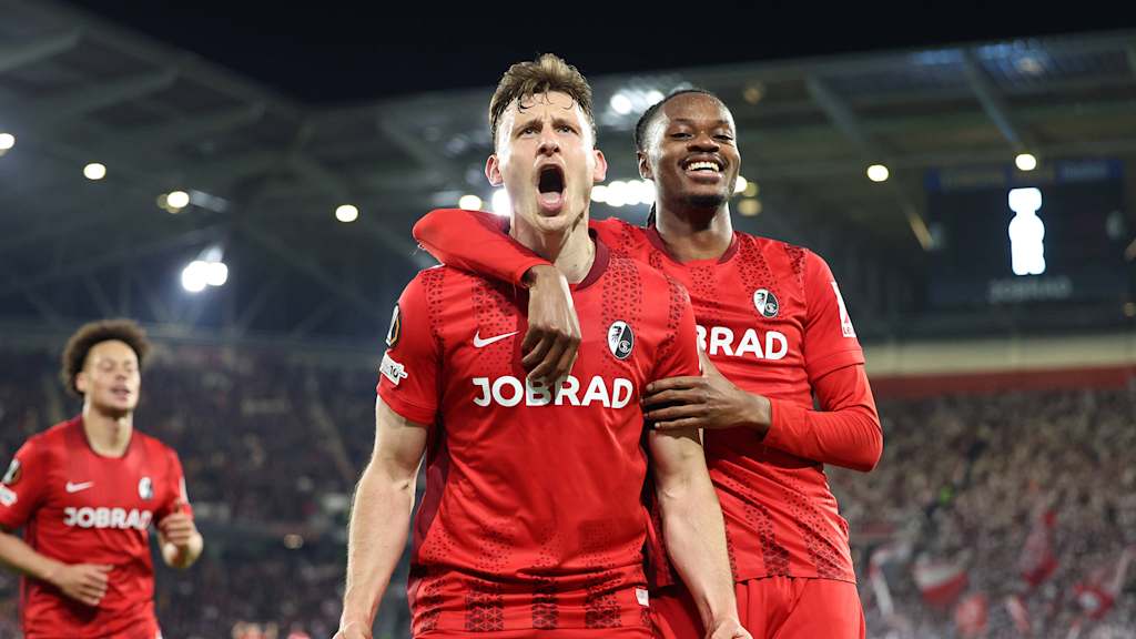 Maxi Eggestein bejubelt ein Tor in der Europa League.