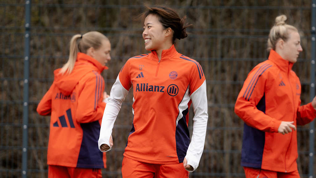 Momoka Tanikawa bei einer Trainingseinheit am FC Bayern Campus