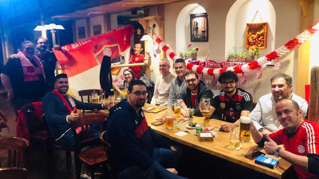 Die Mitglieder des Fanclubs Bayern España