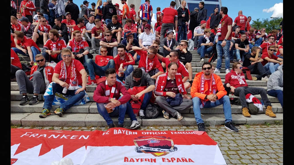 Mitglieder des FC Bayern-Fanclubs Bayern España