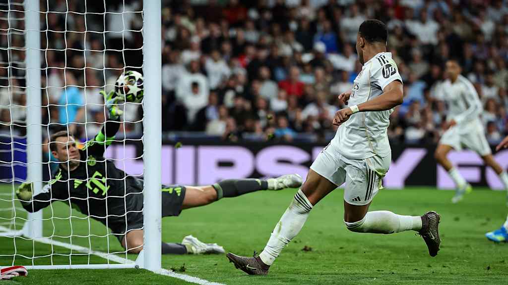 Kylian Mbappé trifft zum 2:1 während des Viertelfinal-Hinspiels des FC Bayern bei Real Madrid