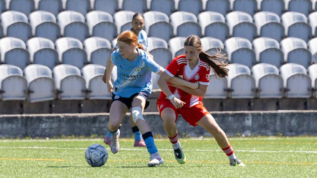 Die U17 des FC Bayern im Einsatz gegen Manchester City