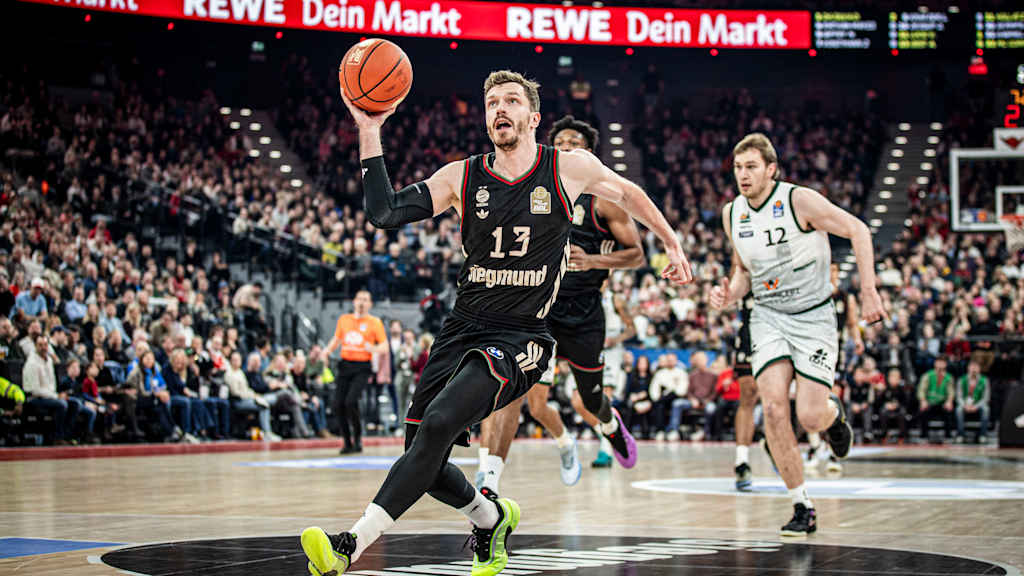 Andi Obst Zug zum Korb