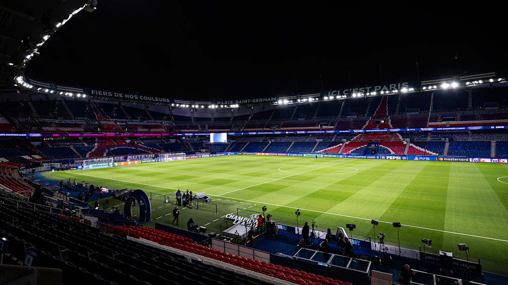 Das Stadion Parc des Princes in Paris