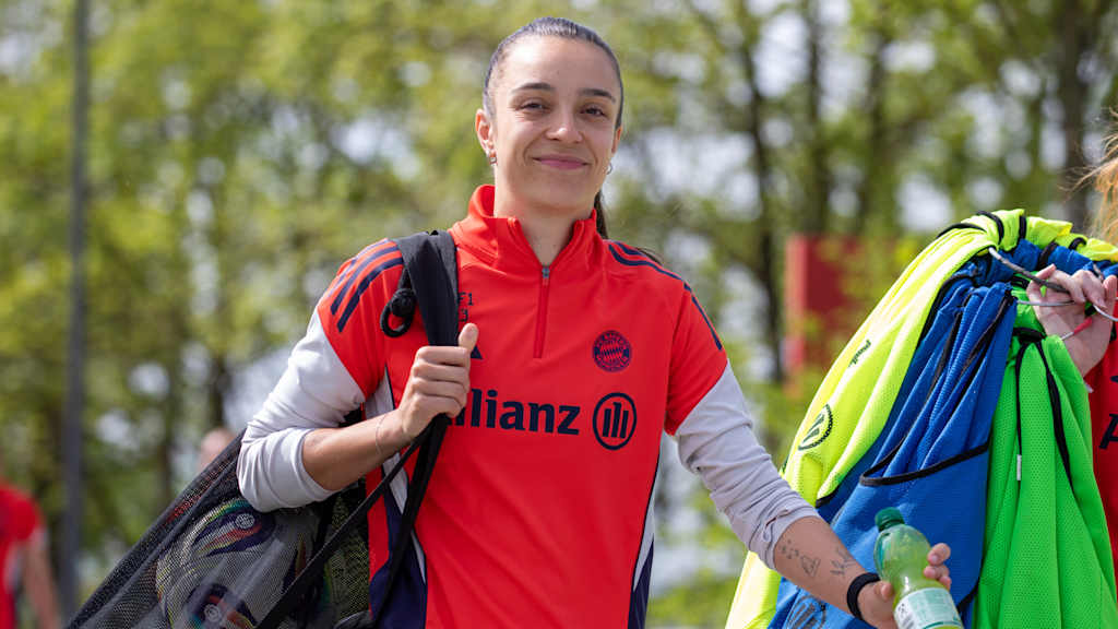 Natalia Padilla Bidas auf dem Weg zum Training.