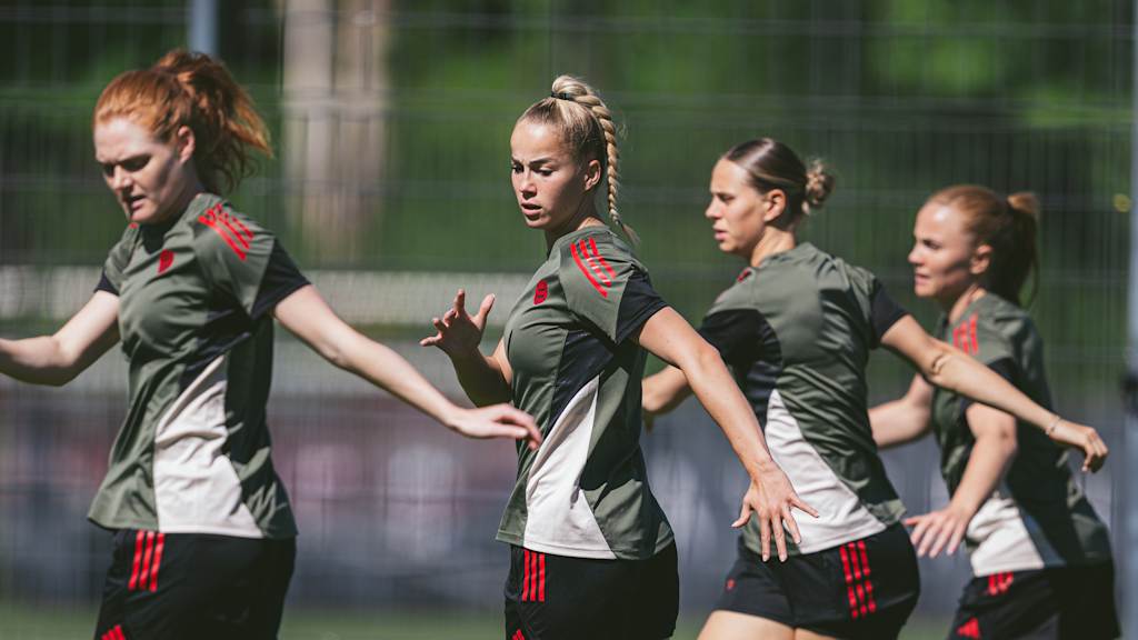 Giulia Gwinn während der Abschlusseinheit der FCB-Frauen vor Barcelona.