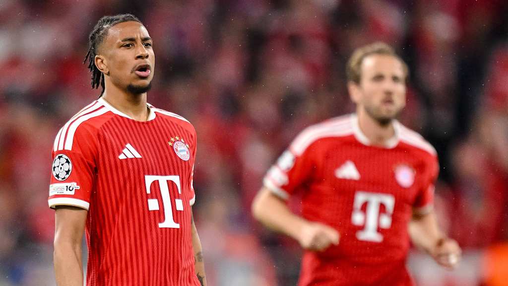 Michael Olise und Harry Kane im Champions League-Spiel des FC Bayern gegen Paris Saint-Germain