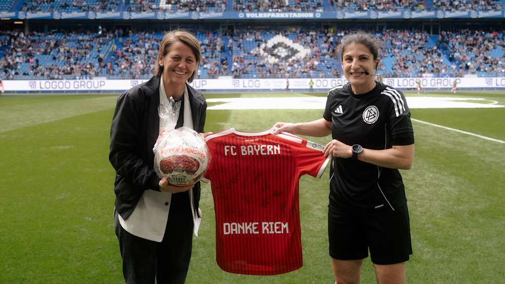 Bianca Rech und Riem Hussein vor dem Spiel in Hamburg.