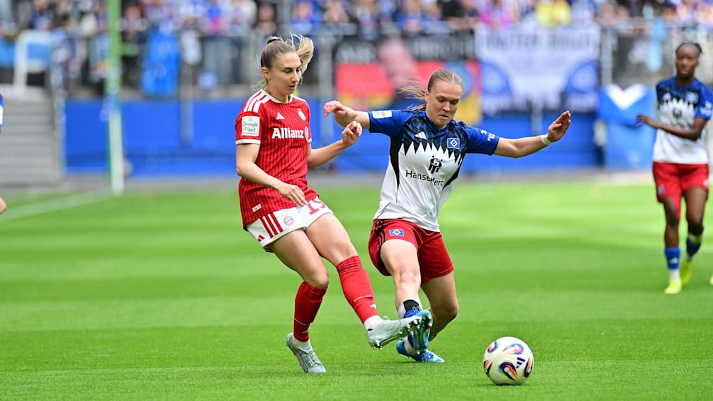 Kathi Naschenweng im Zuge des Gastspiels beim Hamburger SV.
