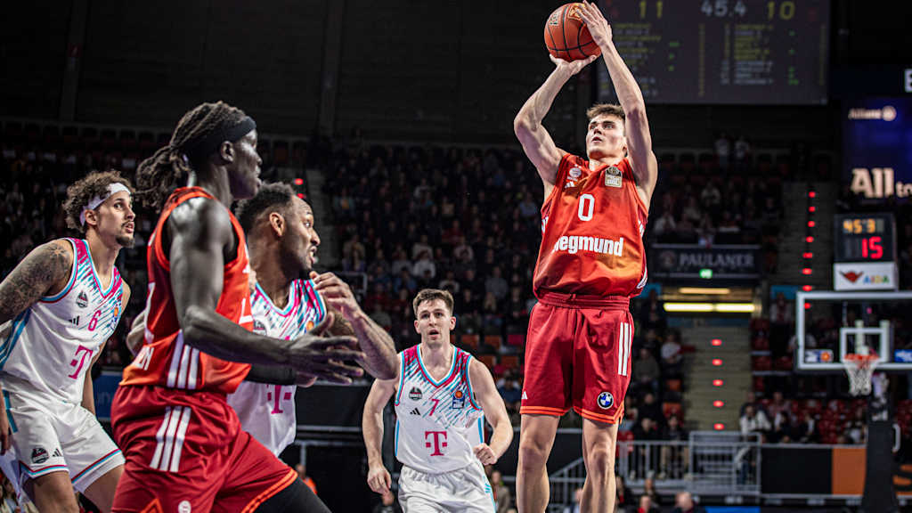 Neno Dimitrijevic Jumper