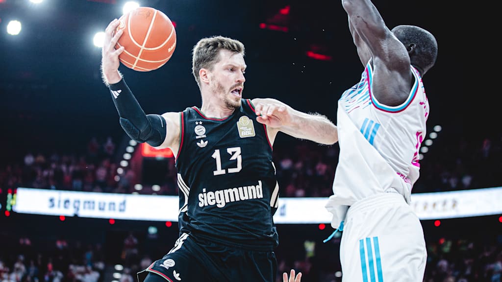 Andi Obst und die Bayern holen sich die Serienführung