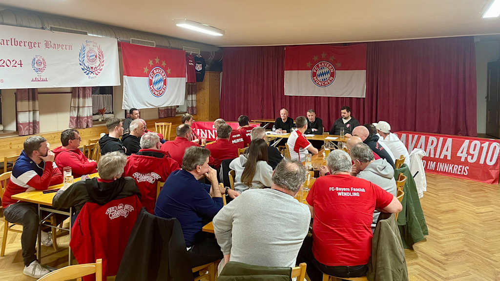 Fanclubtreffen des FC Bayern in Oberösterreich