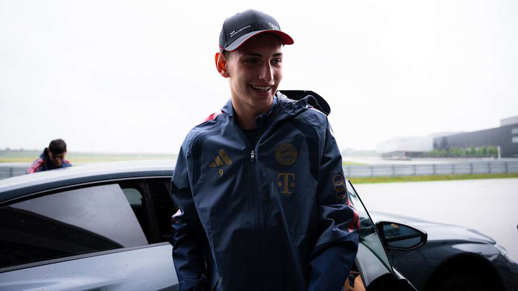 FC Bayern World Squad visit Audi