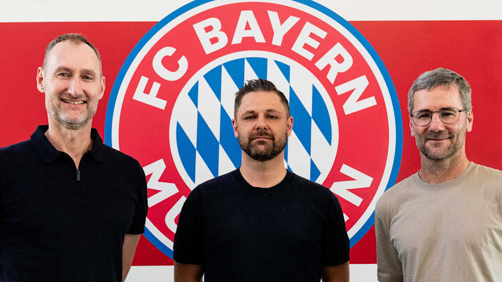 Jochen Sauer, Bernahrd Seonbucher und Michael Wiesinger posieren zusammen.