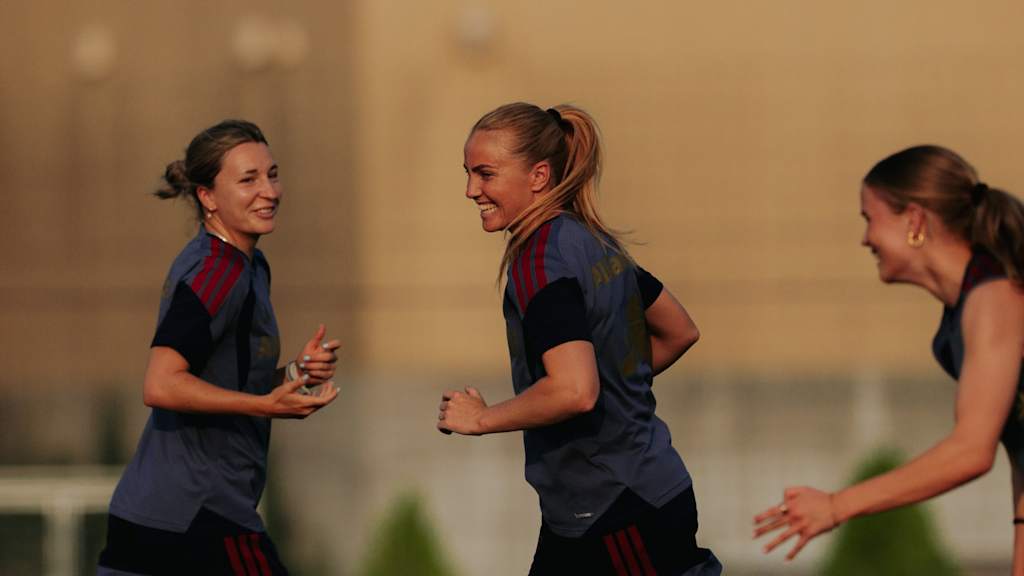 Glodis Perla Viggosdottir während einer Trainingseinheit der FC Bayern Frauen.
