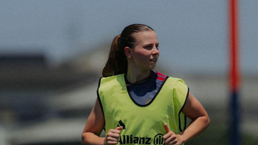 Sarah Mattner während einer Trainingseinheit der FC Bayern Frauen.