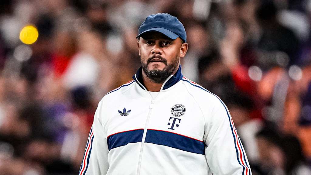 Vincent Kompany nach dem Spiel des FC Bayern gegen Aston Villa beim Audi Football Summit