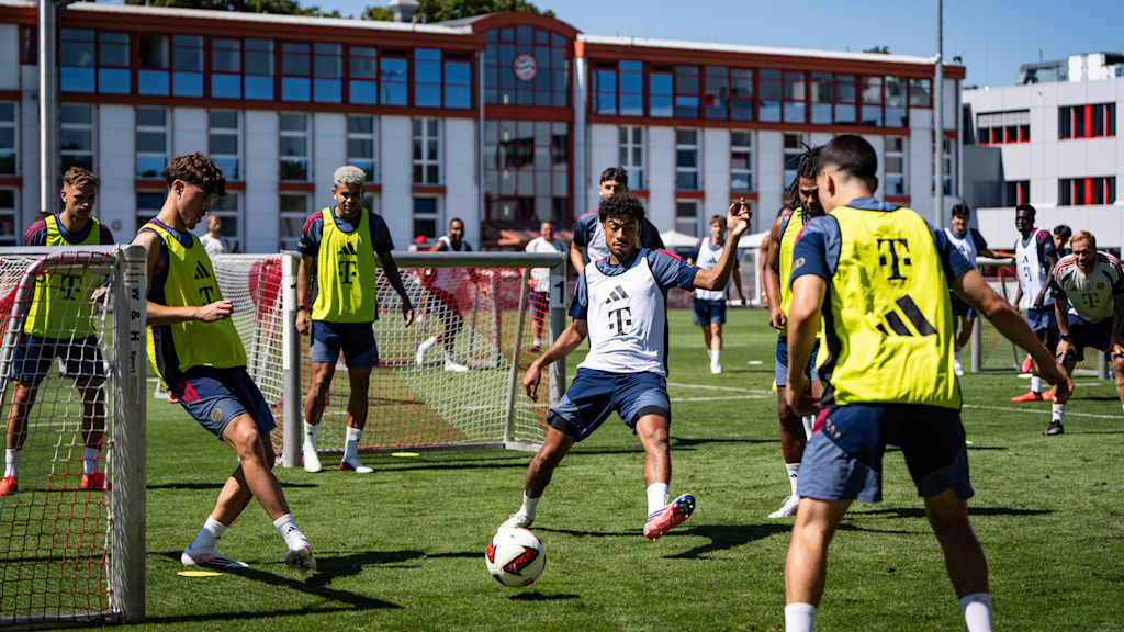 Nathaniel Brown im Bayern-Training
