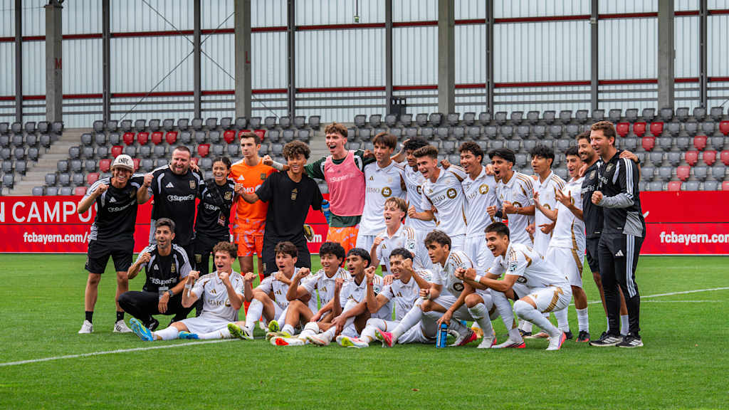 Die Mannschaft des Los Angeles FC posiert für ein Gruppenfoto