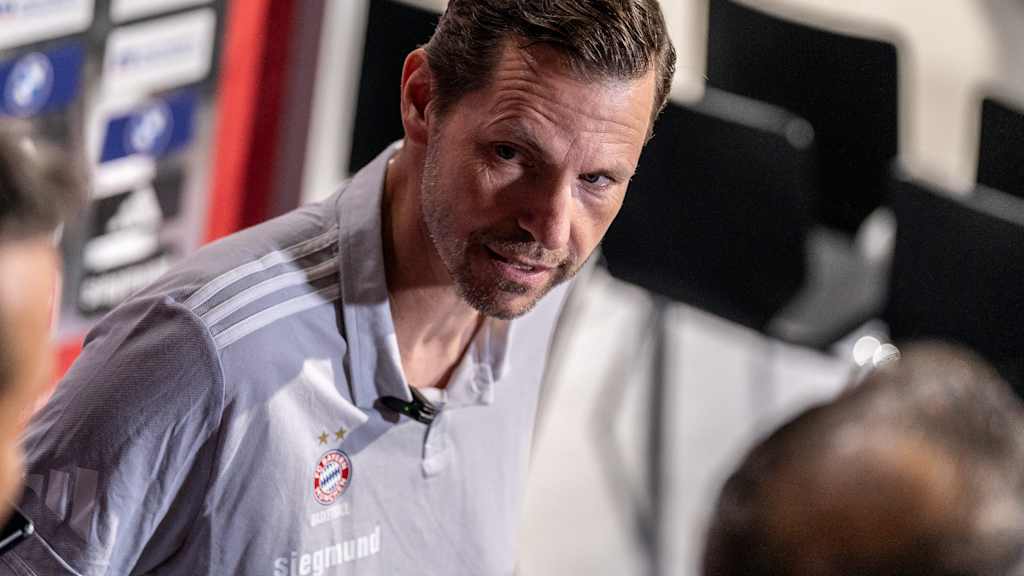 Thorsten Leibenath Sportchef FC Bayern Basketball Media Talk