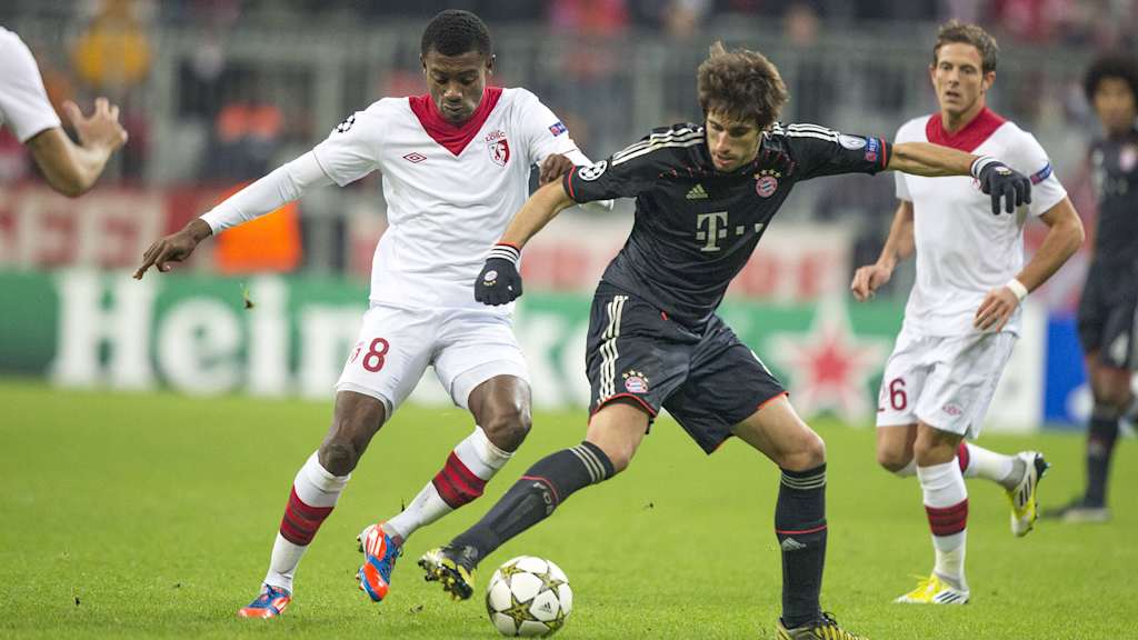 Javi Martinez im Zweikampf mit einem OSC Lille-Spieler