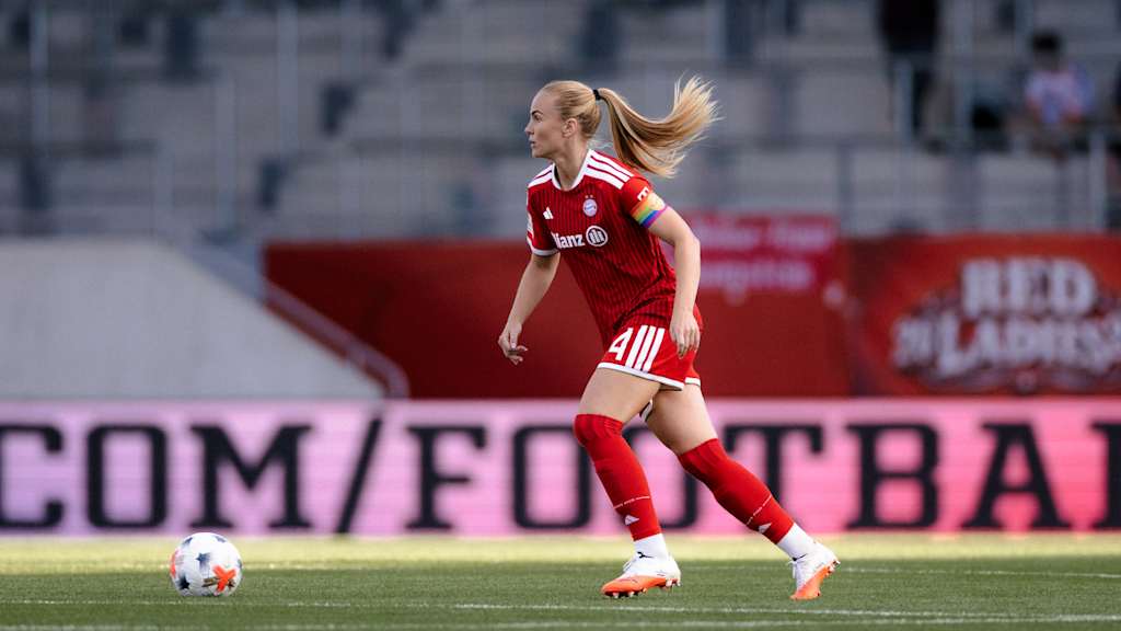 Glódís Perla Viggósdóttir im Einsatz gegen Mainz 05.