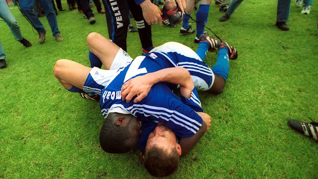 Schalke 2001: 4:38 Minuten Meister – der Herzen und der Schmerzen.