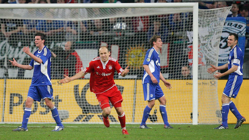 Arjen Robben hat 2010 genug vom Ackern – und übt schon mal für Wembley.