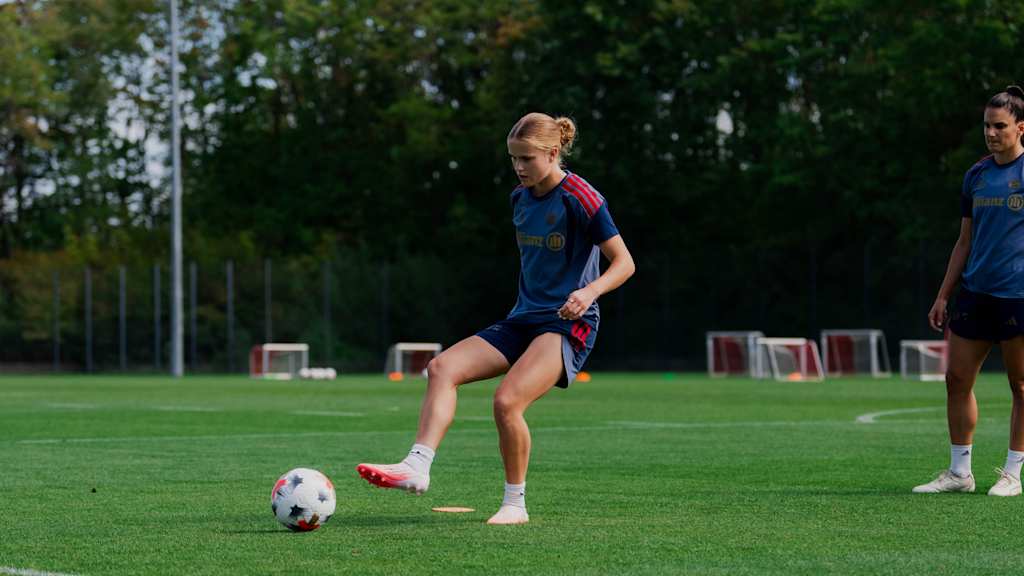 Sophie Proost während einer Trainingseinheit der FCB-Frauen.